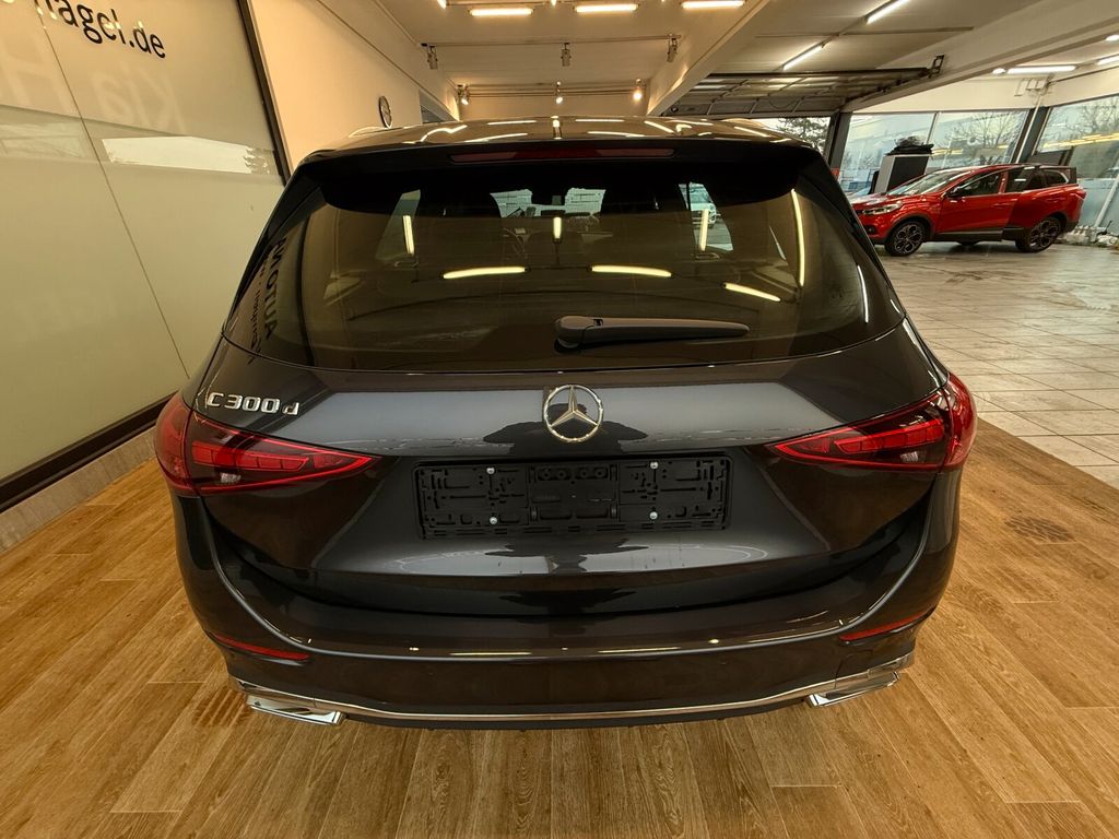 Mercedes-Benz C 300 2025