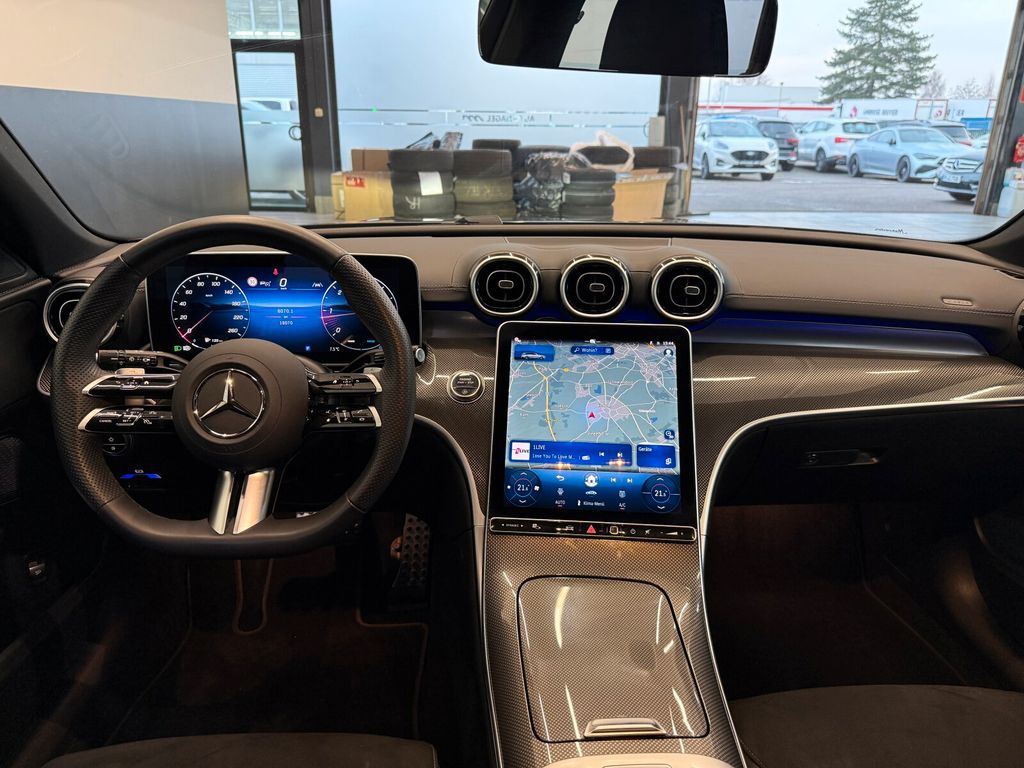 Mercedes-Benz C 300 2025