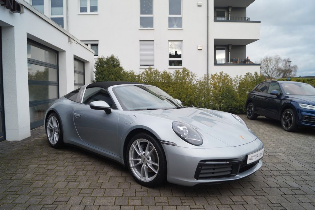 Porsche 992 2021