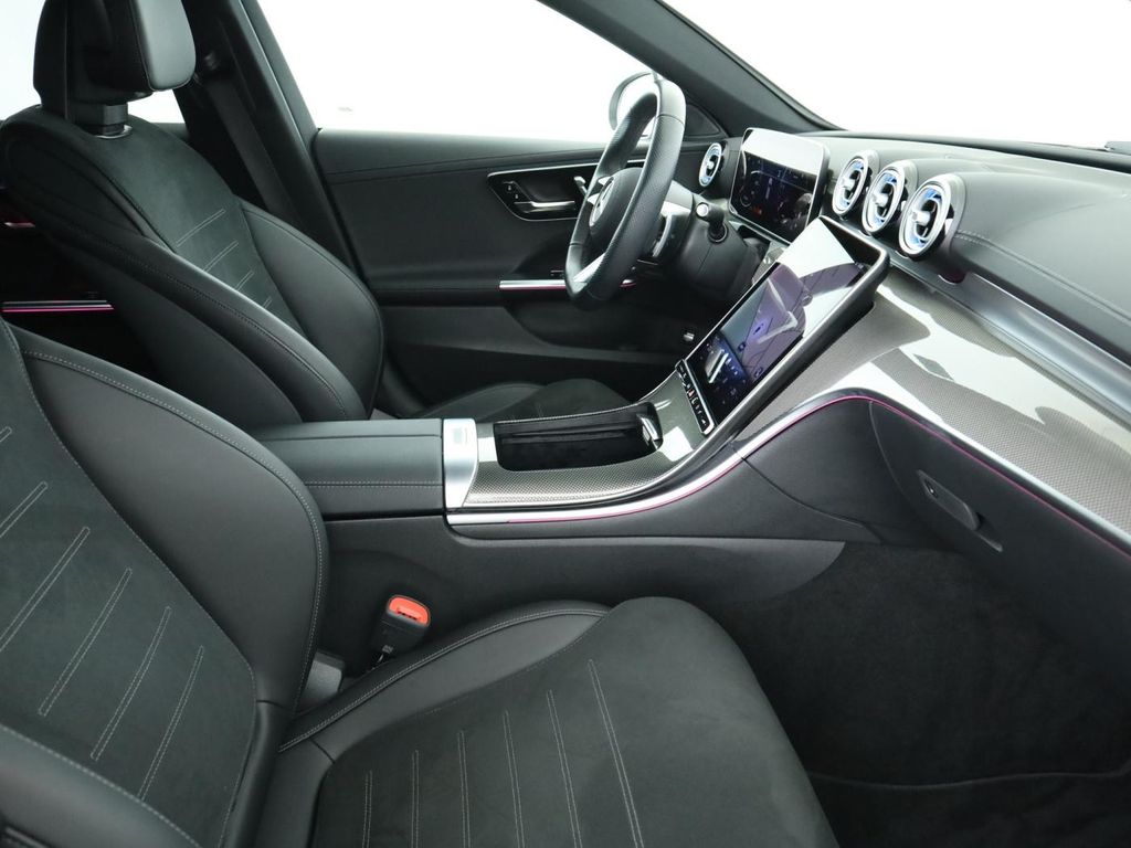 Mercedes-Benz C 300 2025