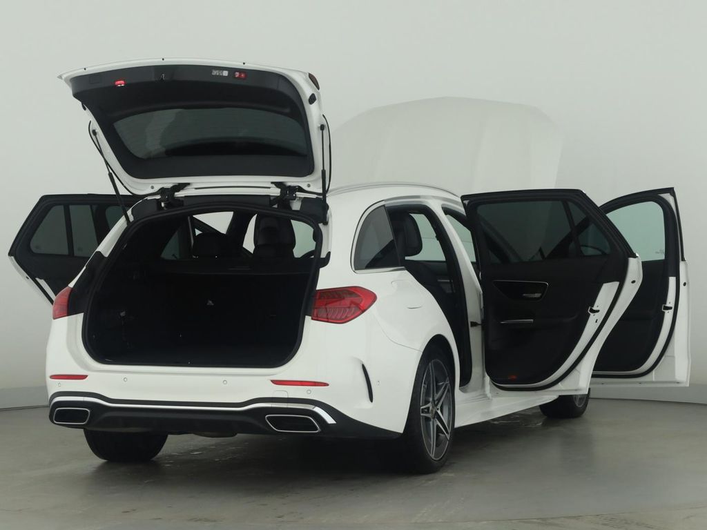 Mercedes-Benz C 300 2025