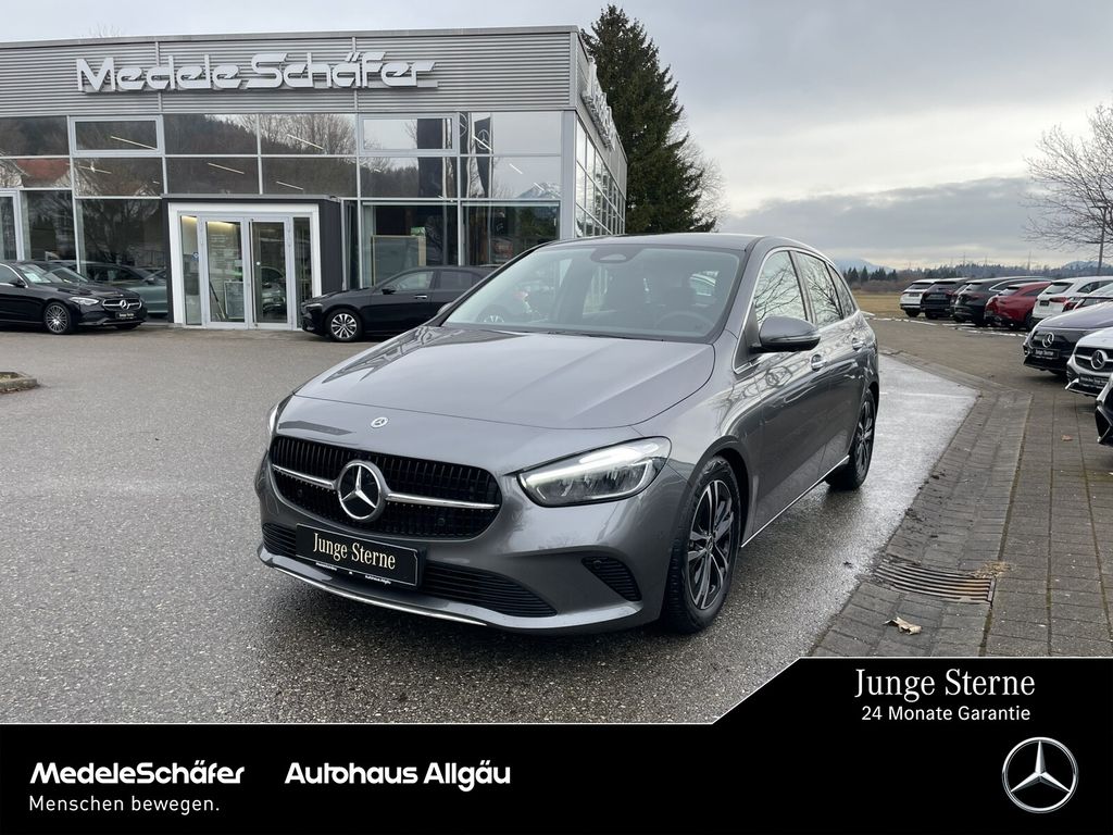 Mercedes-Benz B 200 2024