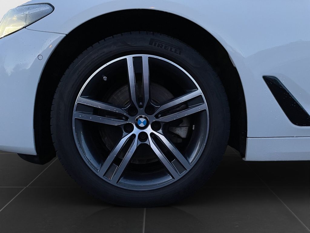 BMW 520 2022