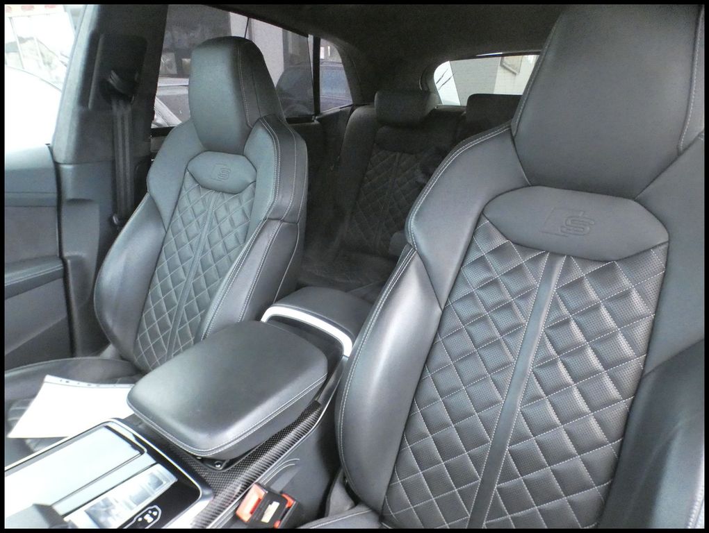 Audi SQ8 2019
