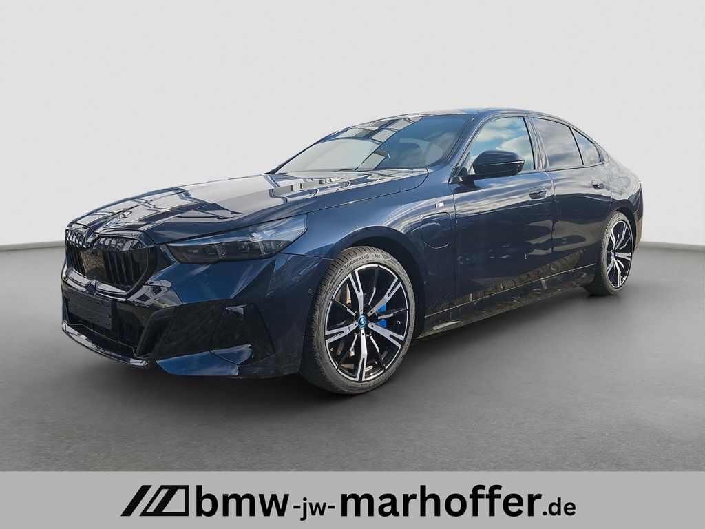 BMW 550 2025