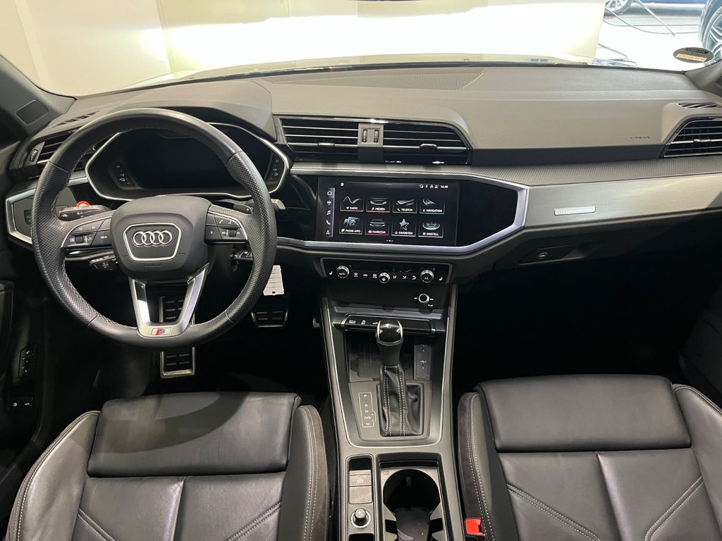 Audi Q3 2021