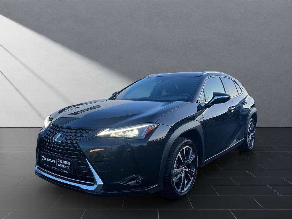 Lexus UX 2023