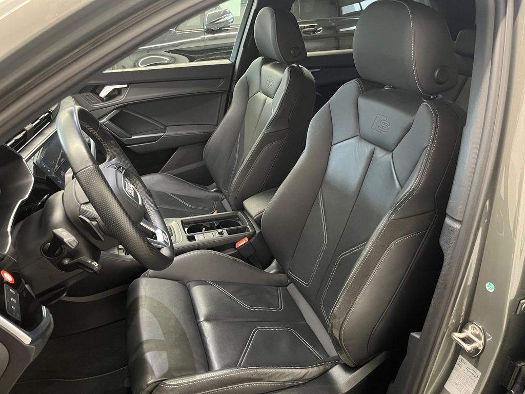 Audi Q3 2021