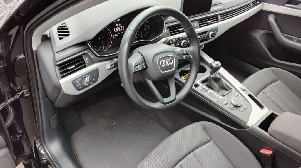 Audi A4 2019