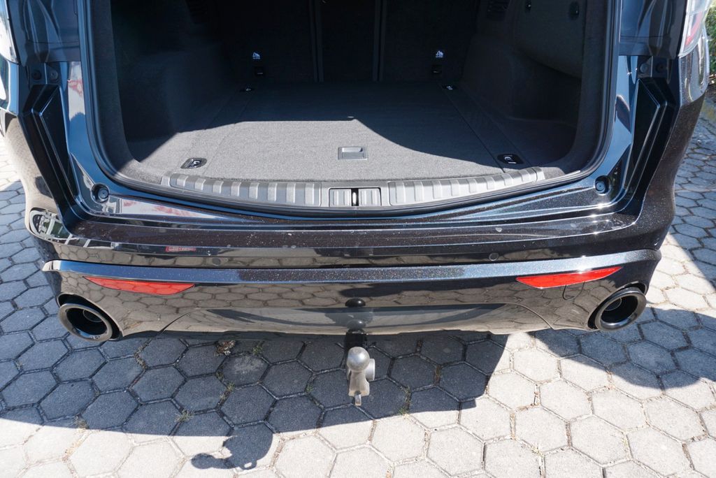 Alfa Romeo Stelvio 2025