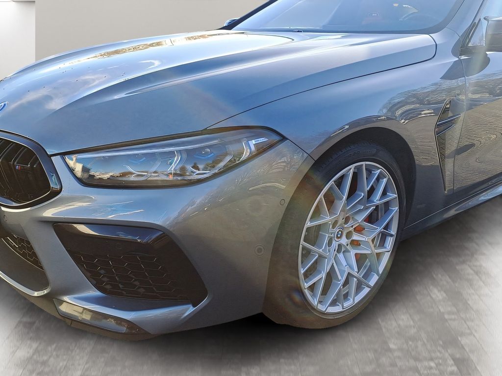 BMW M8 2022