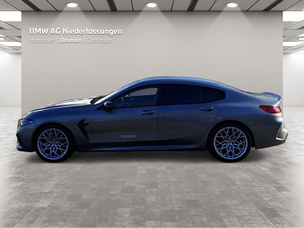 BMW M8 2022