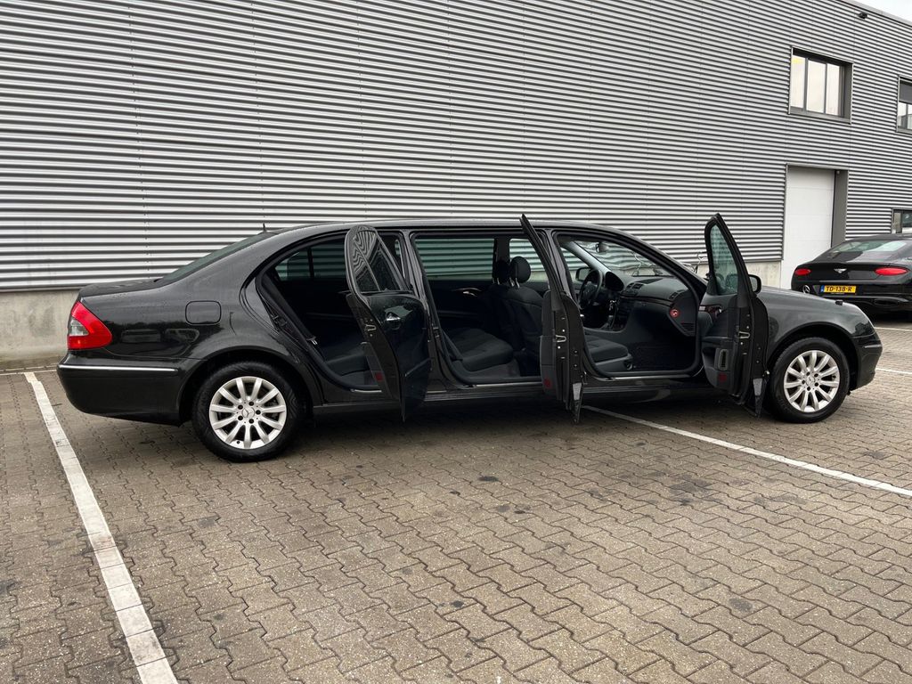 Mercedes-Benz E 240 2003