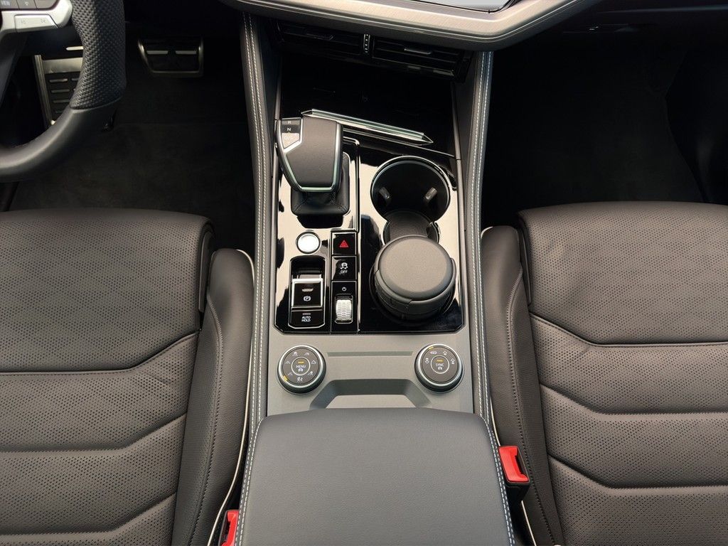 Volkswagen Touareg 2025