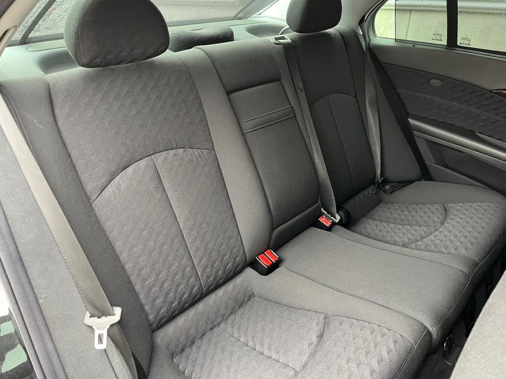 Mercedes-Benz E 240 2003