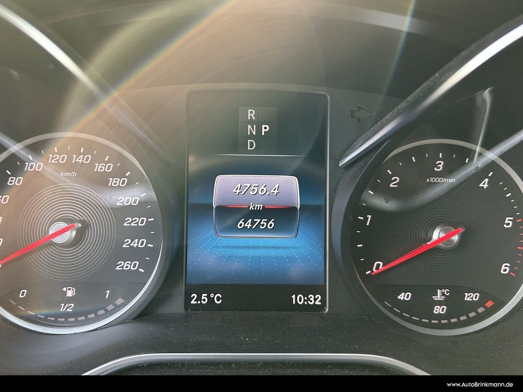 Mercedes-Benz V 300 2021