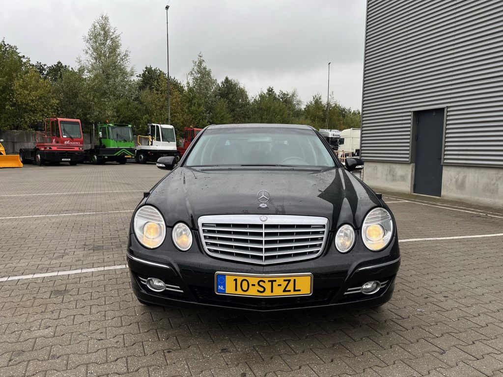 Mercedes-Benz E 240 2003