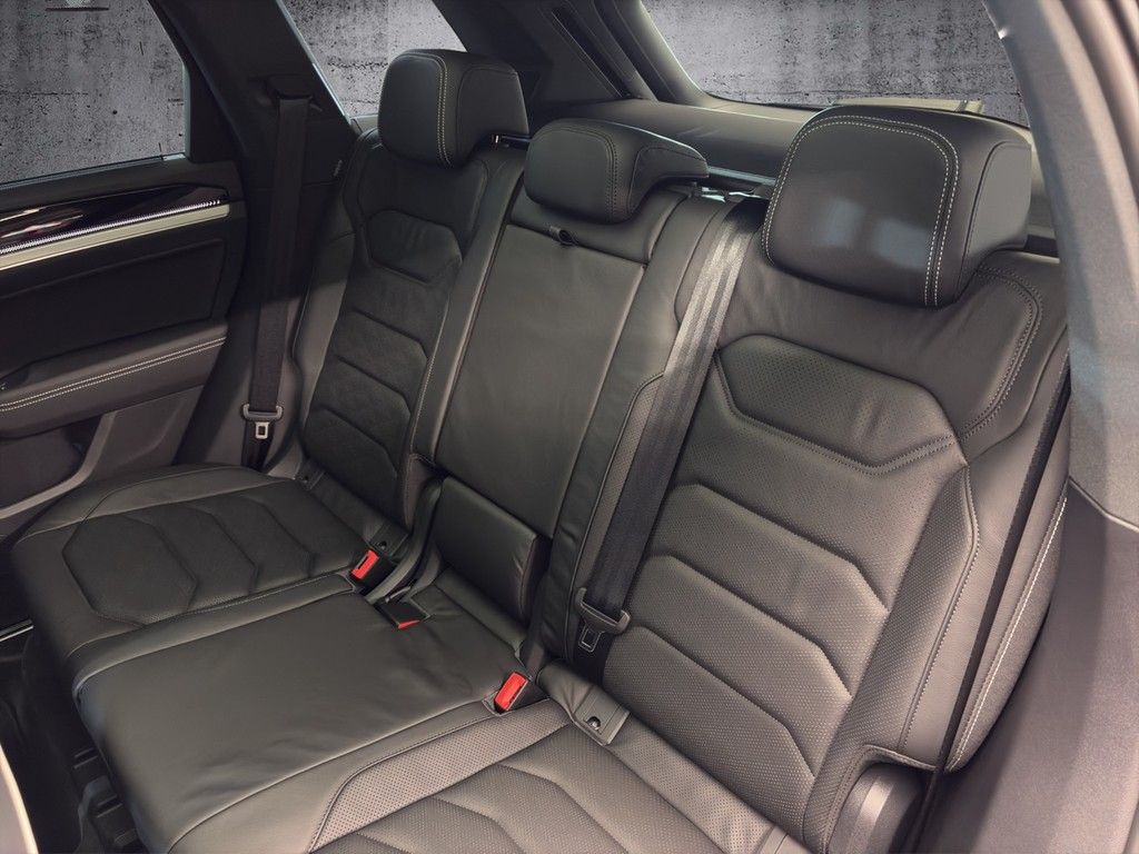 Volkswagen Touareg 2025