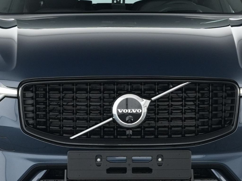 Volvo XC60 2025