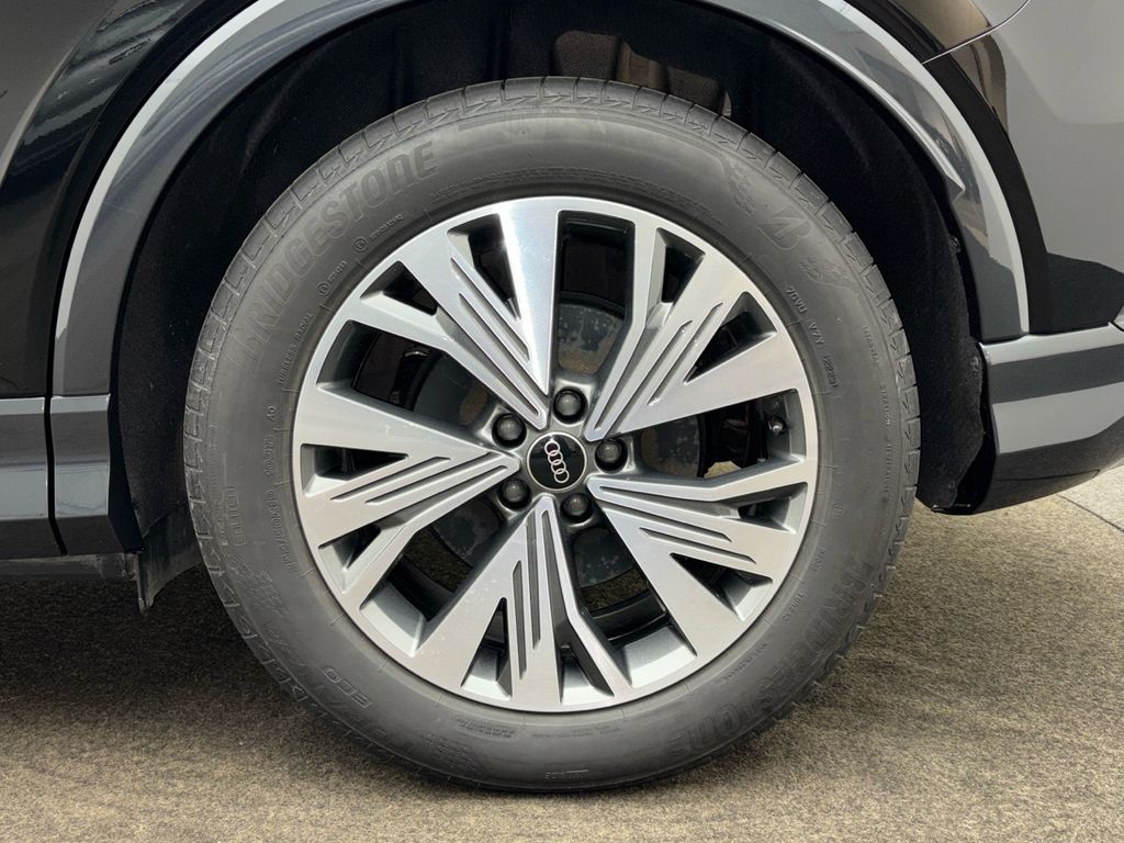 Audi Q4 e-tron 2023