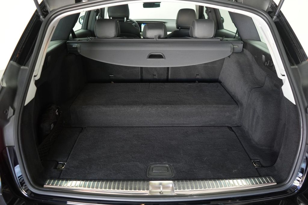 Mercedes-Benz E 300 2022