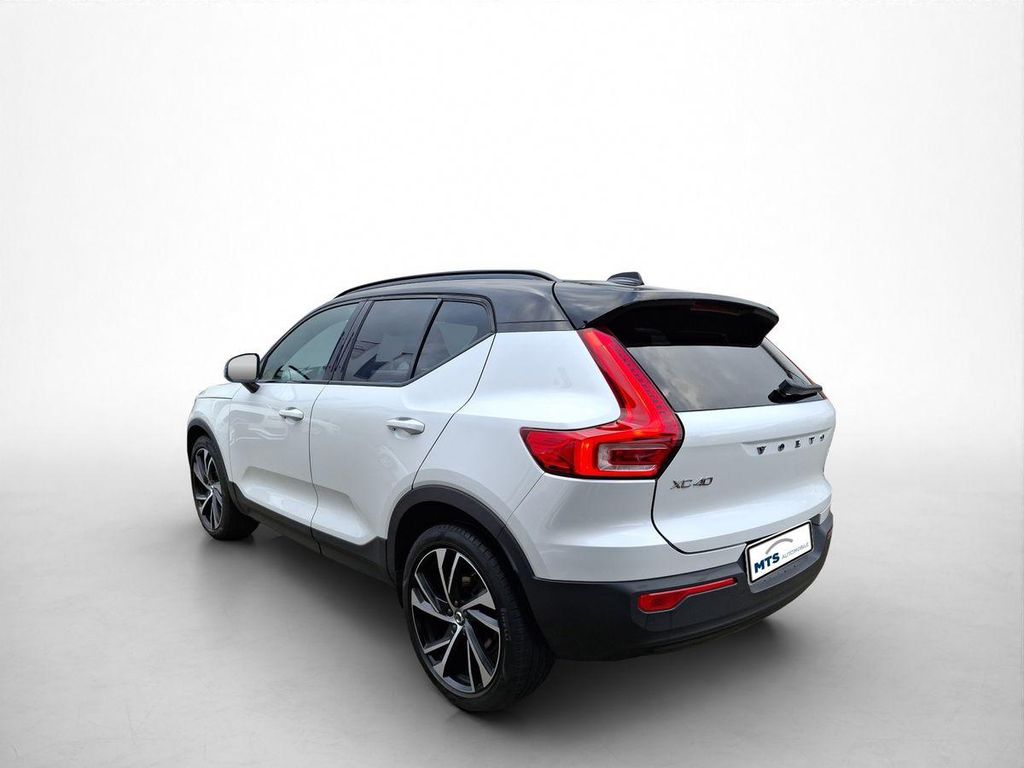 Volvo XC40 2021