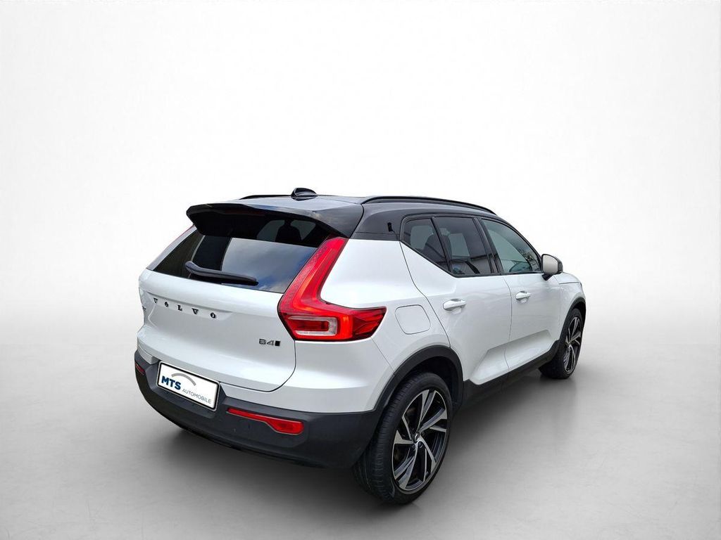 Volvo XC40 2021