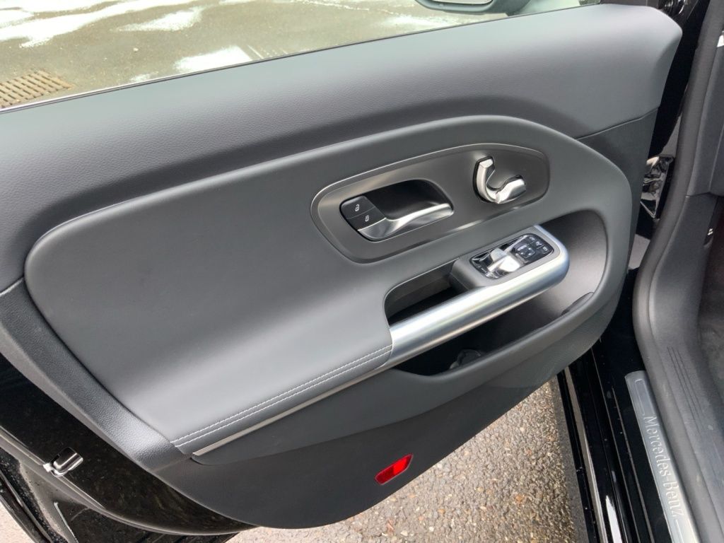 Mercedes-Benz CLA 250 2025