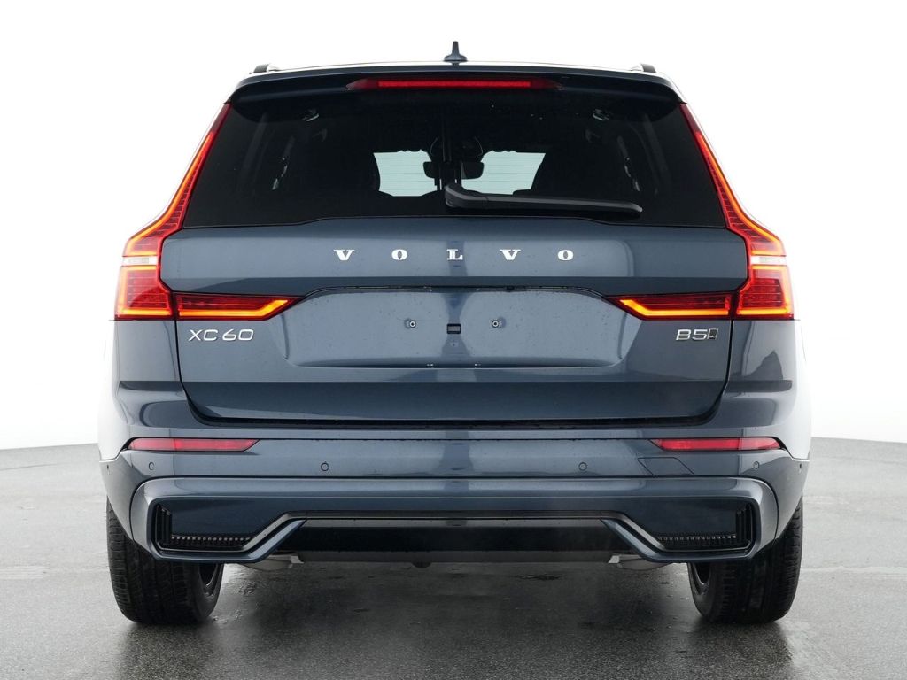 Volvo XC60 2025