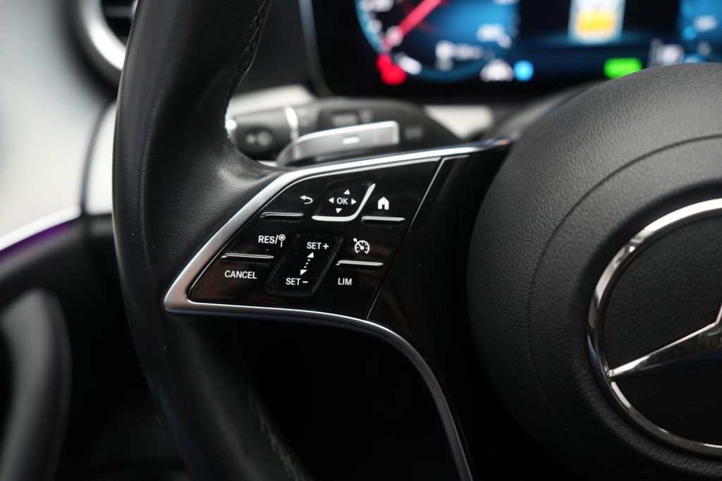 Mercedes-Benz E 300 2022