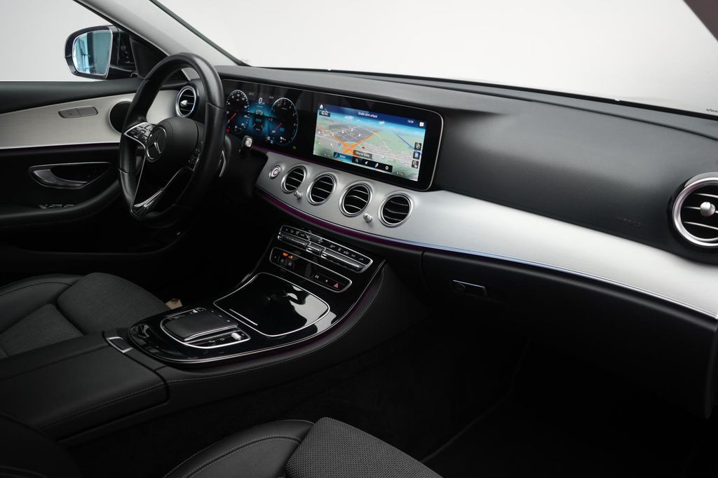 Mercedes-Benz E 300 2022