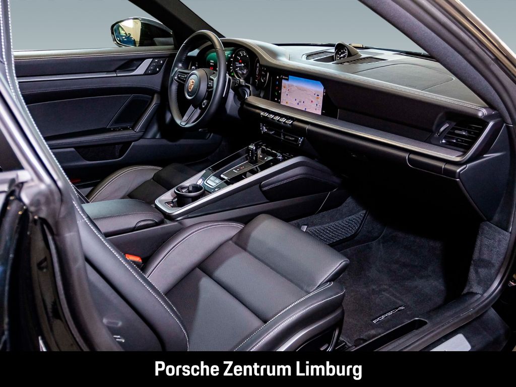 Porsche 992 2024