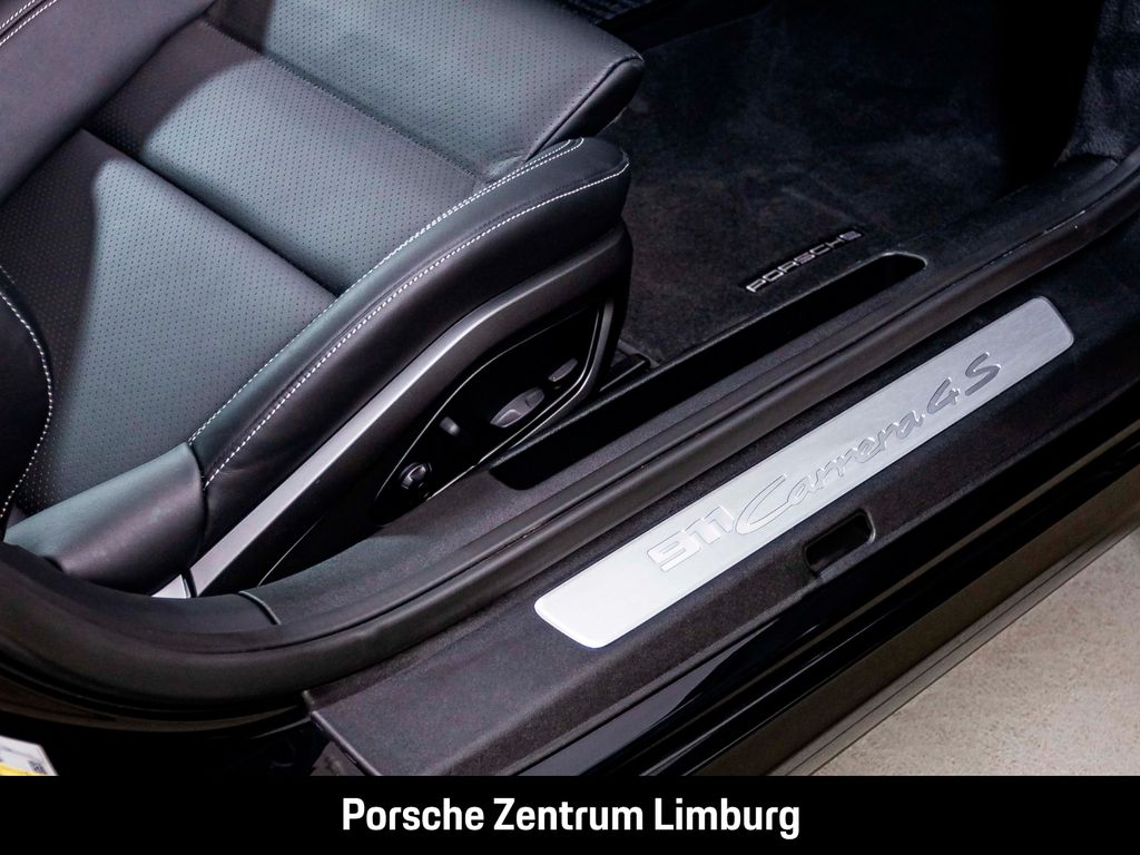 Porsche 992 2024