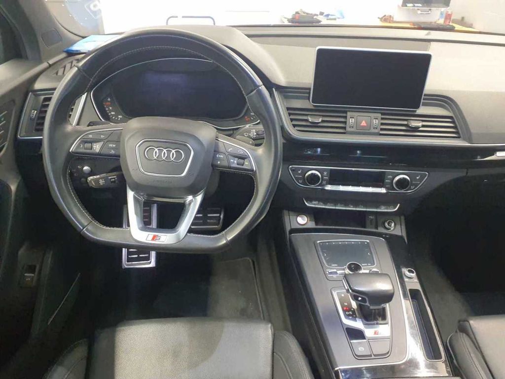 Audi SQ5 2020