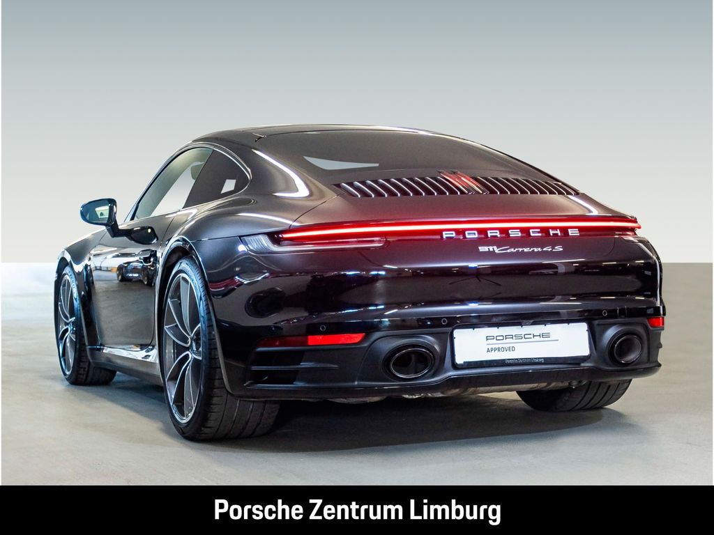 Porsche 992 2024