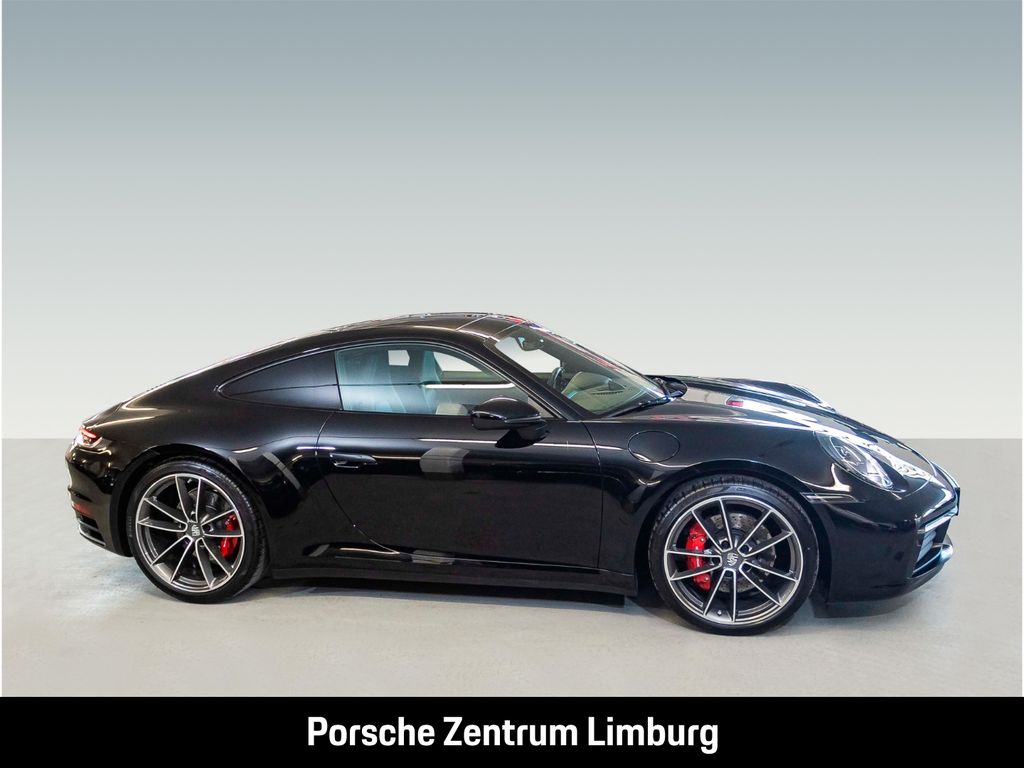 Porsche 992 2024