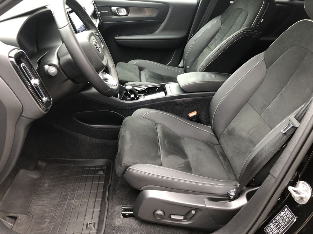 Volvo XC40 2022