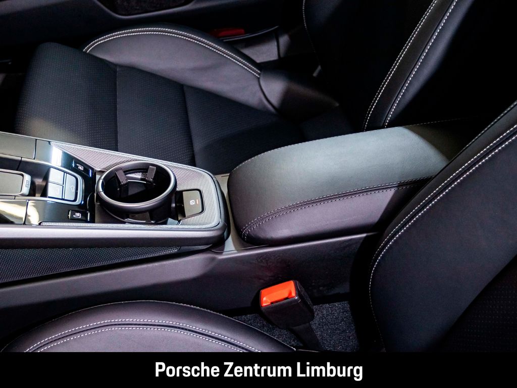 Porsche 992 2024