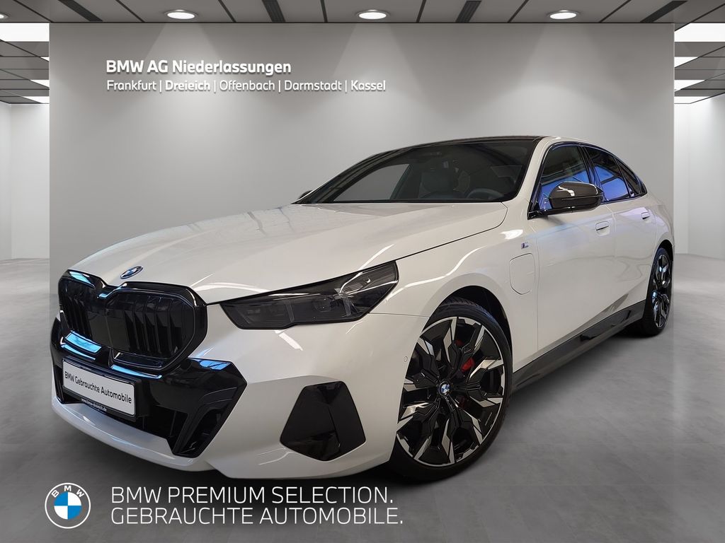 BMW 550 2025