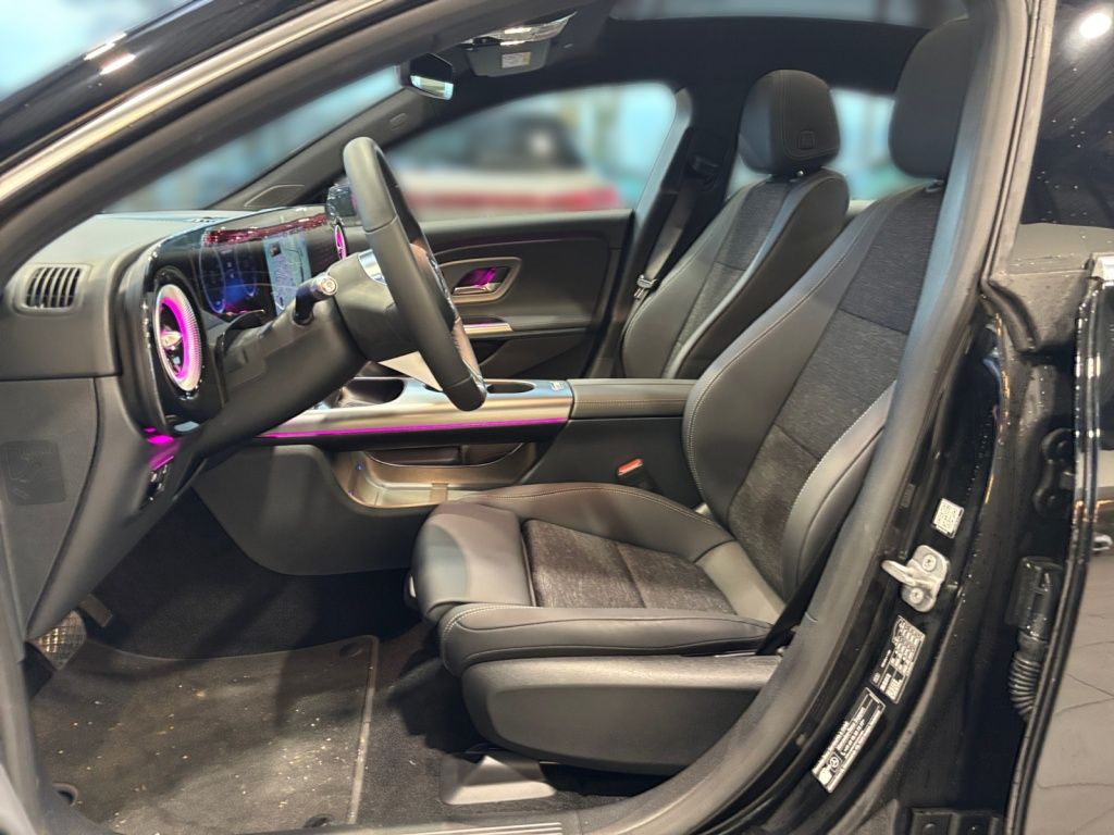 Mercedes-Benz CLA 250 2025