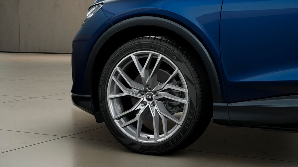 Audi Q4 e-tron 2025