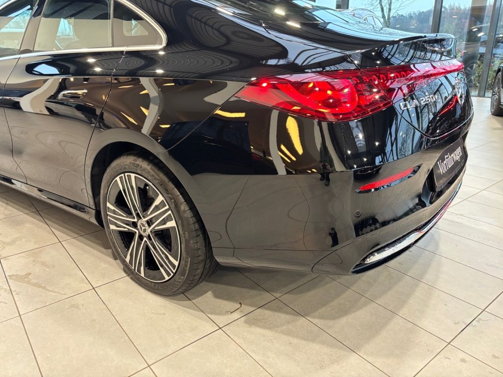 Mercedes-Benz CLA 250 2025
