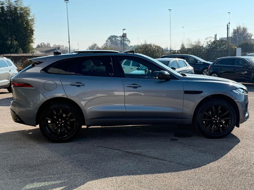 Jaguar F-Pace 2022