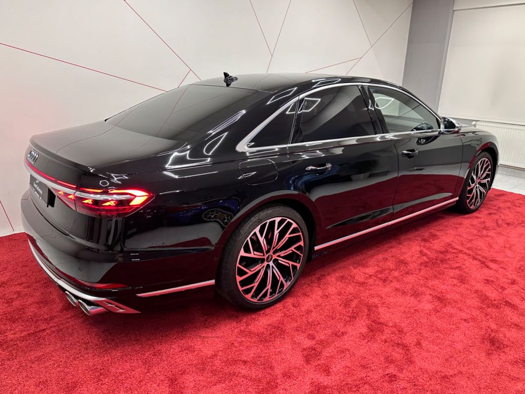 Audi S8 2022