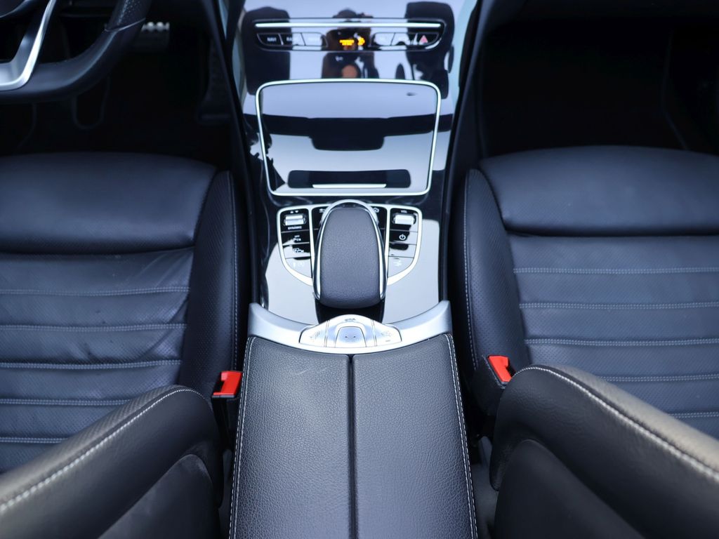 Mercedes-Benz C 220 2021