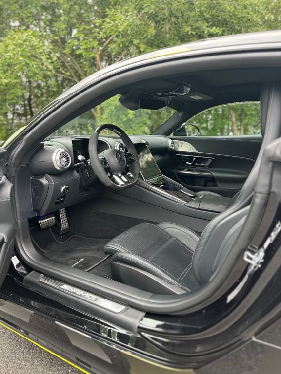 Mercedes-Benz AMG GT 2024