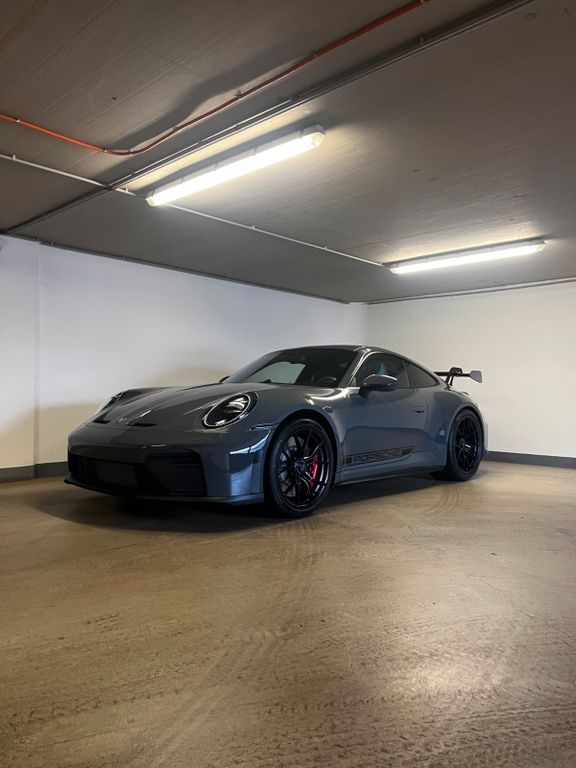 Porsche 992
