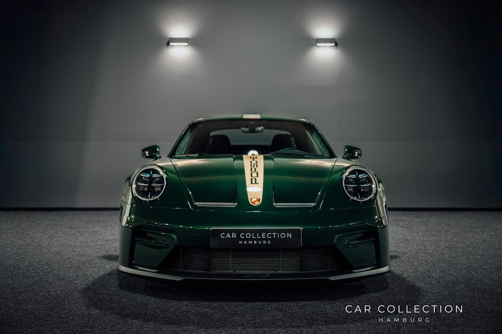 Porsche 992 2025