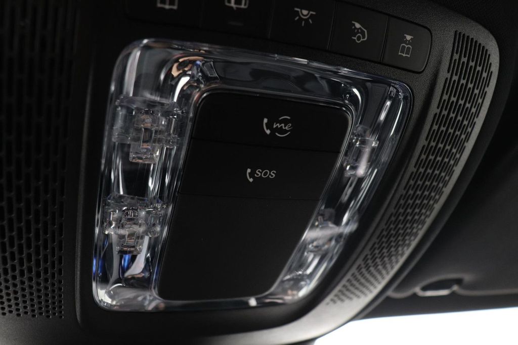 Mercedes-Benz EQB 2023
