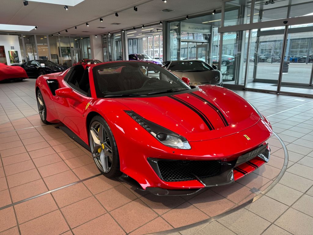 Ferrari 488 Pista 2020
